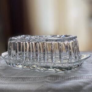 Vintage Chrystal glass butterdish‎ Quarter-stick size